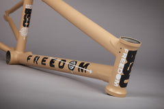 BSD Freedom Frame (Sandstorm)